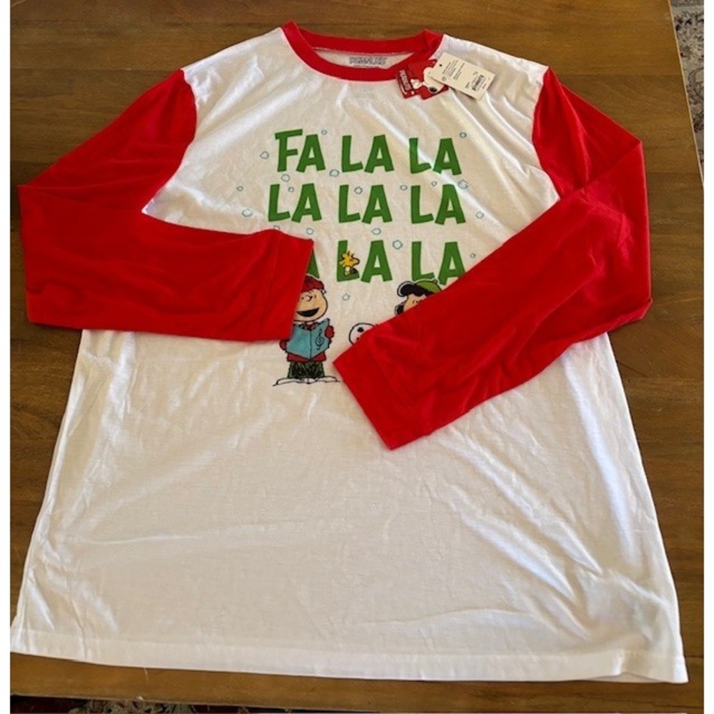 NWT‎ PEANUTS  "Fa La La" Pajamas Mens Shirt XL Snoopy Jammies For Your Families